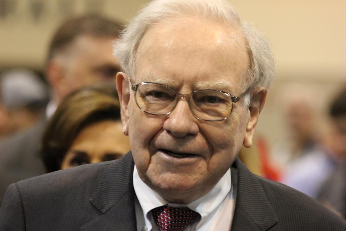 Warren Buffett's Warning to Wall Street Just Got Distinctively Louder. Here's What to Do Next in the S&P 500 Correction.