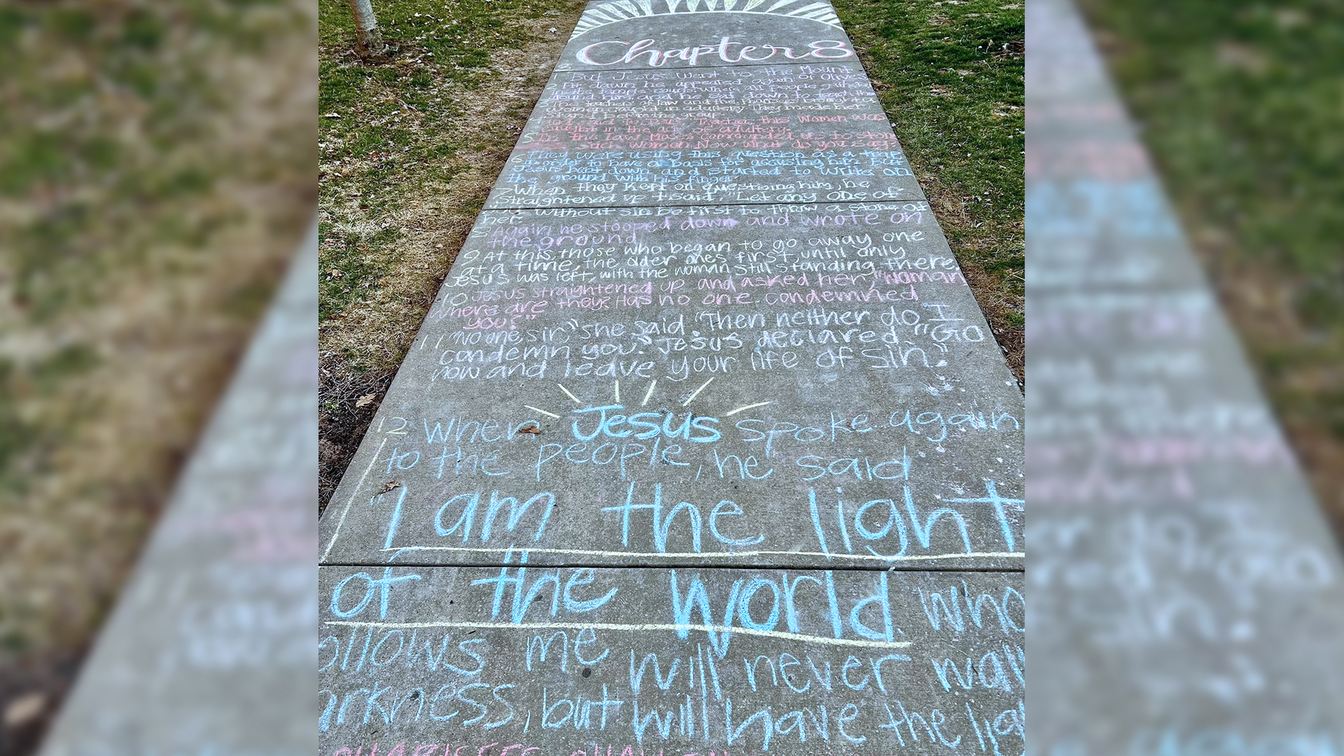 Students Chalk Entire Gospel of John All Over Western Kentucky U: 'I Want Them to See Christ'