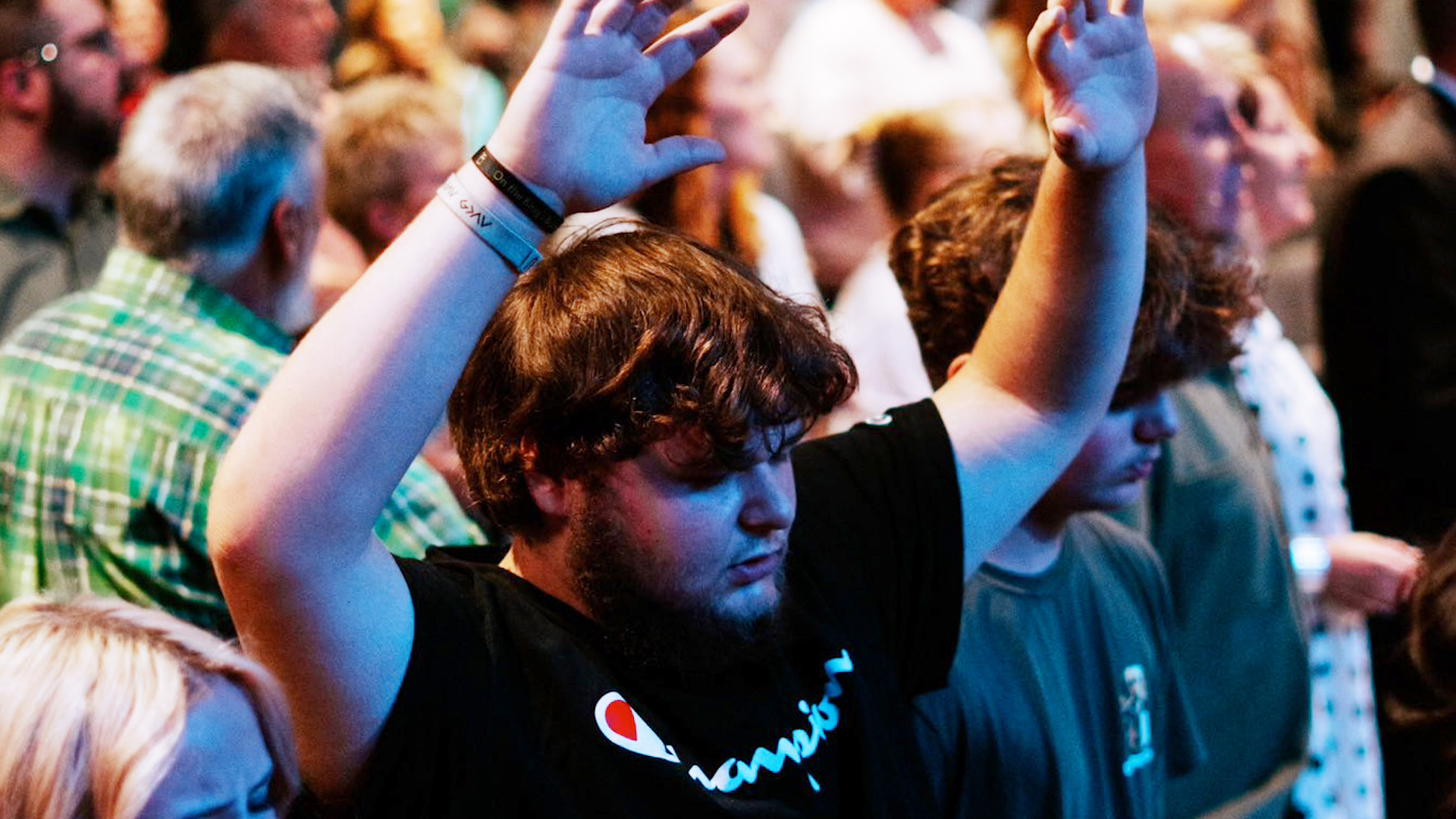 'A Major Spiritual Shift': Why Are More and More Young Men Flocking to Church?