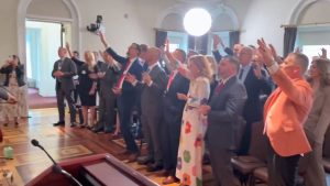 White House Turns Into 'a House of Prayer' as Faith Leaders Mark First 100 Days with Worship Event