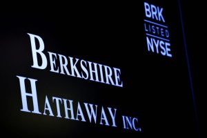 Berkshire outguns market as Buffett reaches 60 years in charge